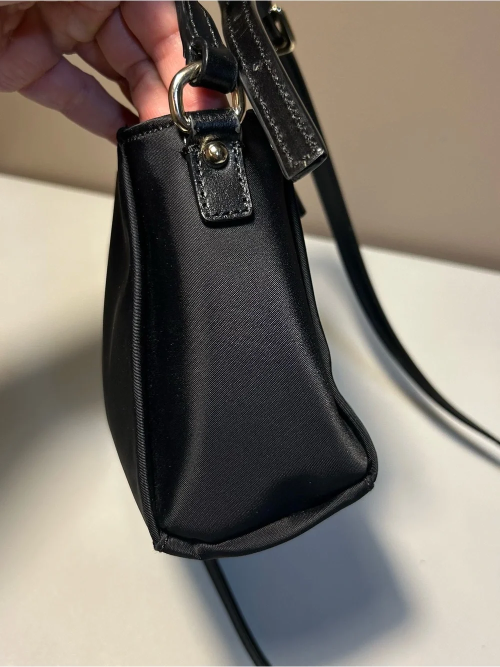 Kate Spade Black Nylon Crossbody Shoulder Bag Bow Detail Classic Leather Strap